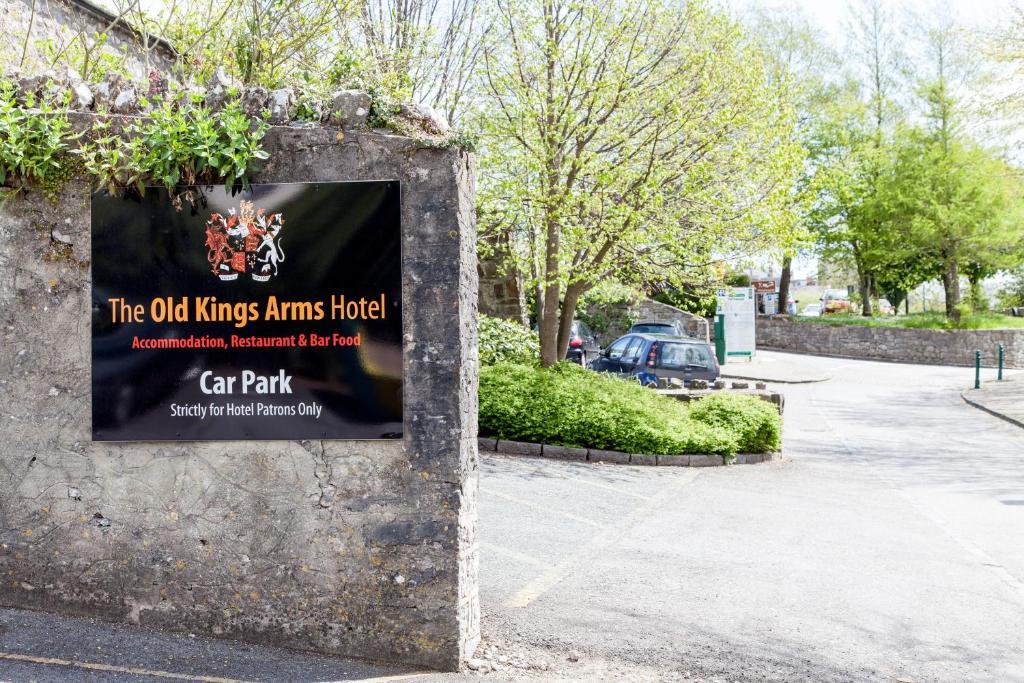 Old Kings Arms Hotel ペンブローク エクステリア 写真