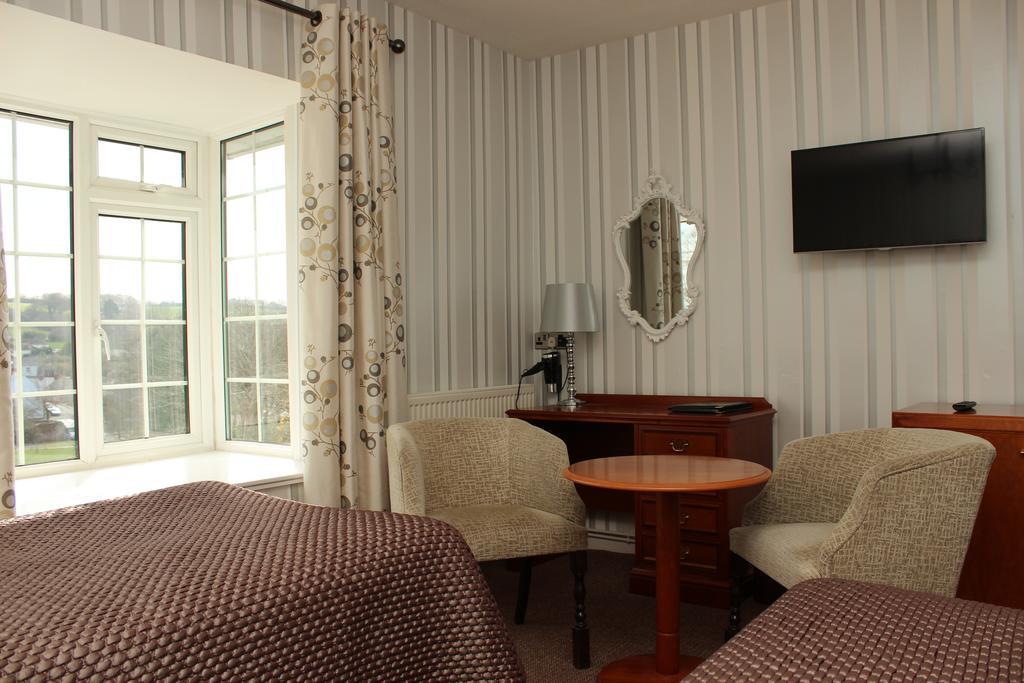 Old Kings Arms Hotel ペンブローク エクステリア 写真